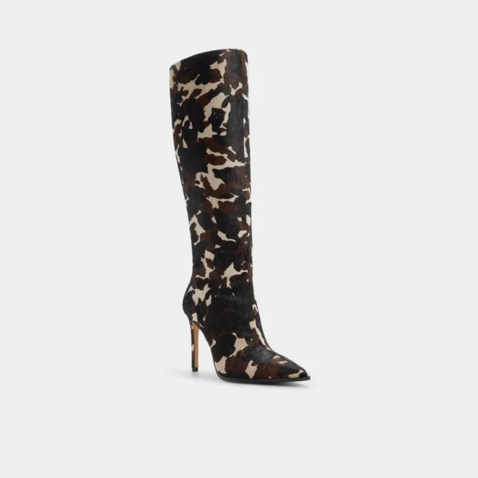Alabrenda Knee-high stiletto boot Alabrenda Knee-high stiletto boot