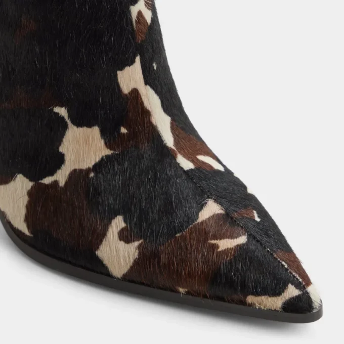 Alabrenda Knee-high stiletto boot Alabrenda Knee-high stiletto boot