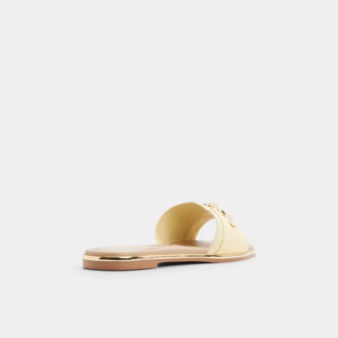 Alamassi Slide sandal
