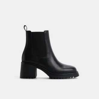 Anneliese Chelsea boot, Lug sole