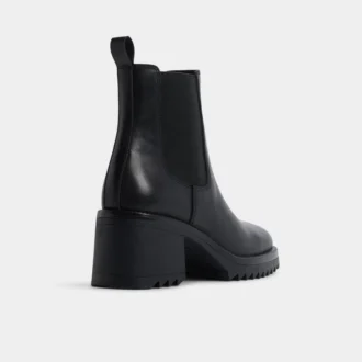 Anneliese Chelsea boot, Lug sole