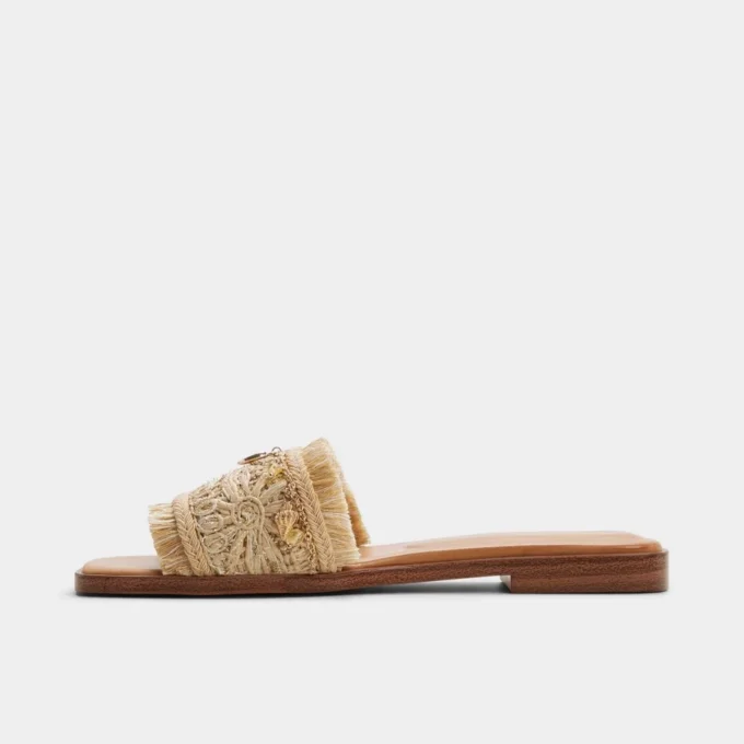 Aurana Slide sandal