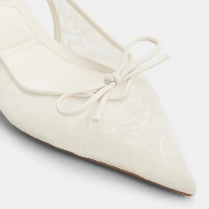 Azaro Slingback kitten heel