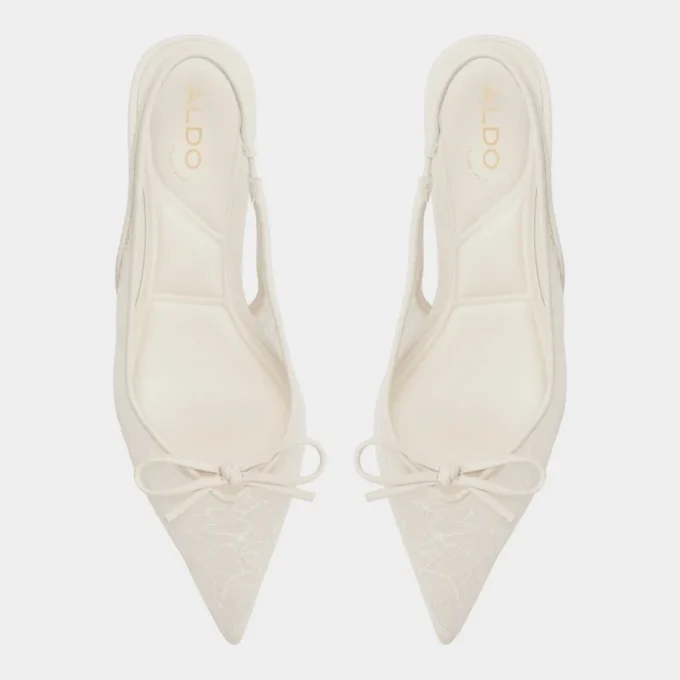 Azaro Slingback kitten heel
