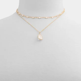 Beaucerona Necklace