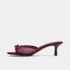 Begoniaa Heeled mule, Kitten heel