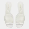 Begoniaa Heeled mule, Kitten heel