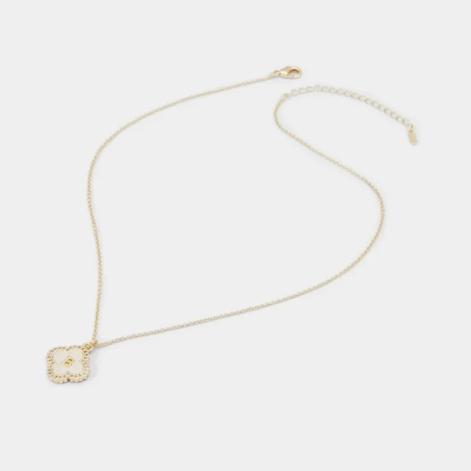 Broisa Necklace Broisa Necklace