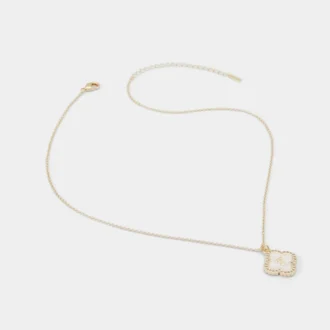 Broisa Necklace Broisa Necklace