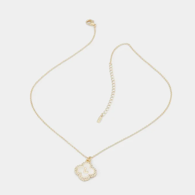 Broisa Necklace Broisa Necklace