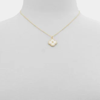 Broisa Necklace Broisa Necklace