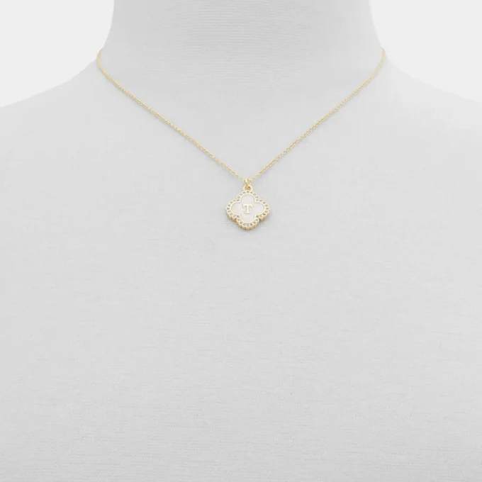 Broisa Necklace Broisa Necklace