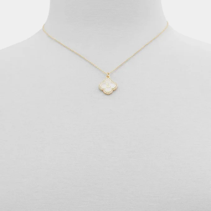 Broisa Necklace Broisa Necklace