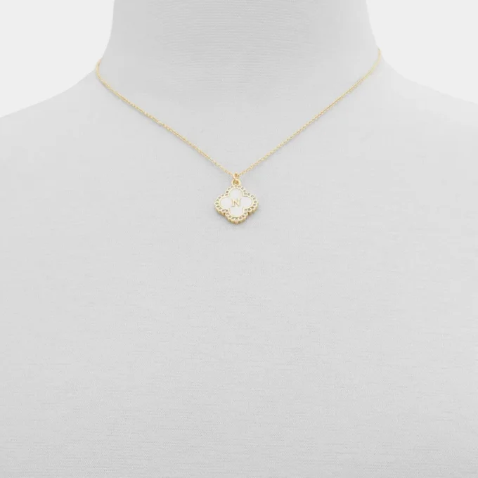 Broisa Necklace Broisa Necklace