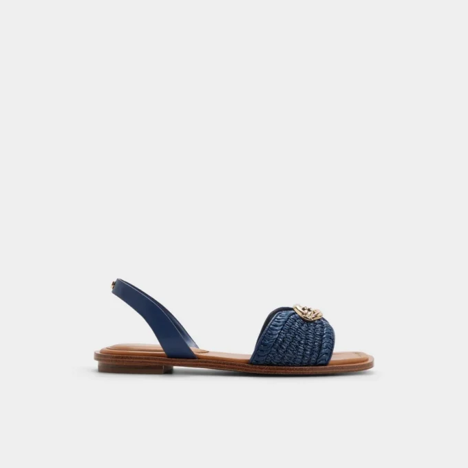 Calelian Flat sandal