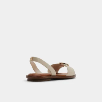 Calelian Flat sandal