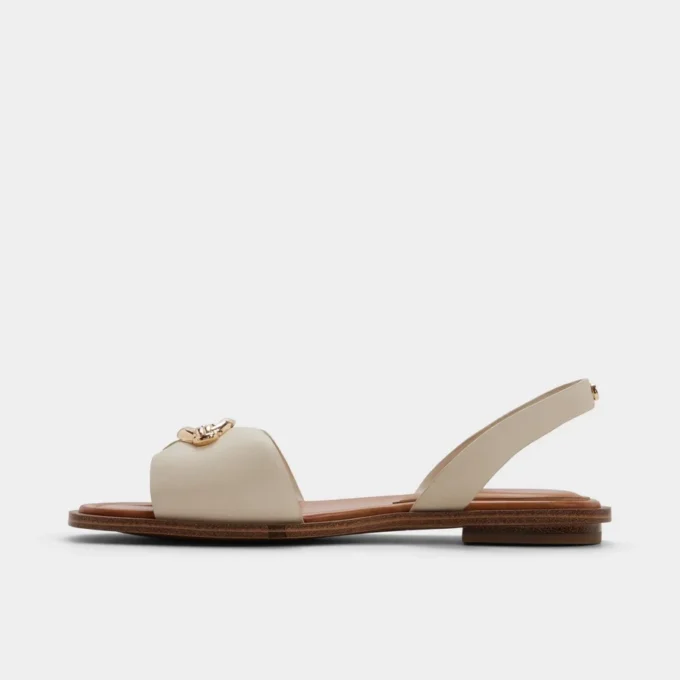 Calelian Flat sandal