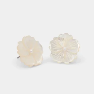 Camelliaa Earrings Camelliaa Earrings