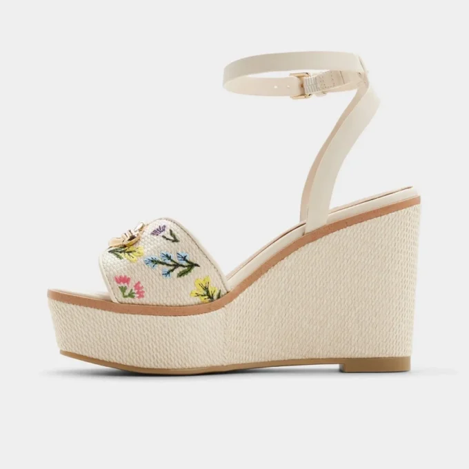 Carrabririel Wedge sandal, Wedge heel