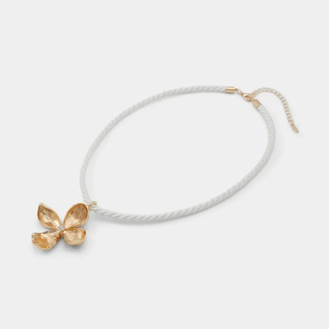 Chicadellicc Necklace