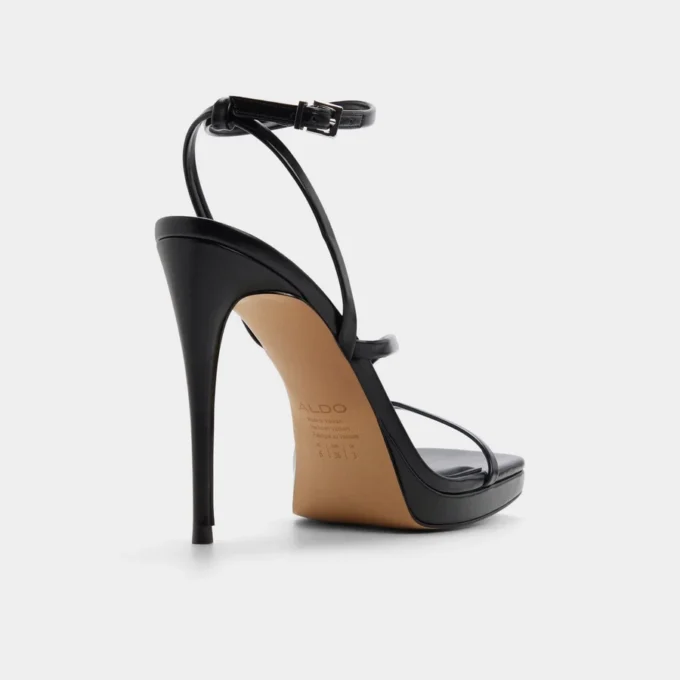 Cleadonn Strappy platform sandal