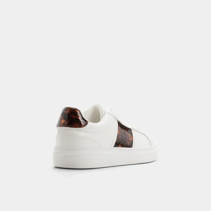 Courtline Low top sneaker, Cup sole