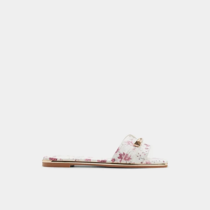 Darlina Slide sandal