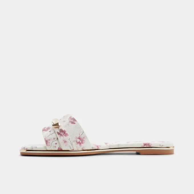 Darlina Slide sandal