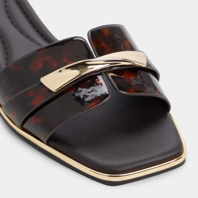 Darlina Slide sandal