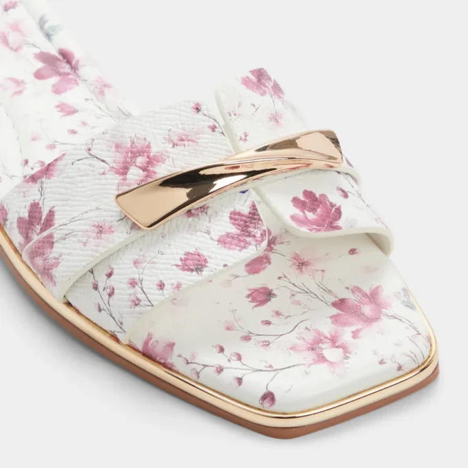 Darlina Slide sandal