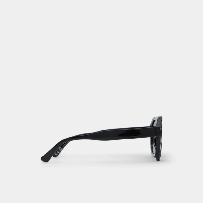 Elaurien Aviator sunglasses