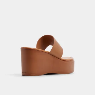 Friegan Slide sandal, Wedge heel