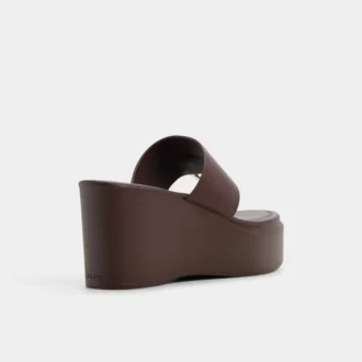 Friegan Slide sandal, Wedge heel