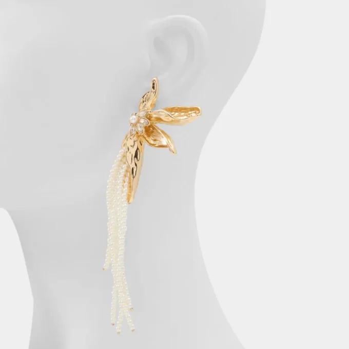 Glimmora Statement earrings