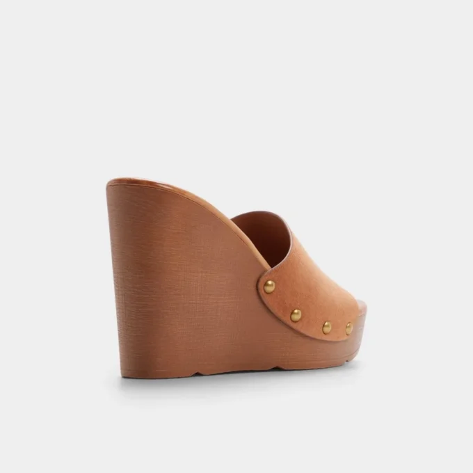 Grounded Wedge sandal, Wedge heel