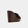 Grounded Wedge sandal, Wedge heel