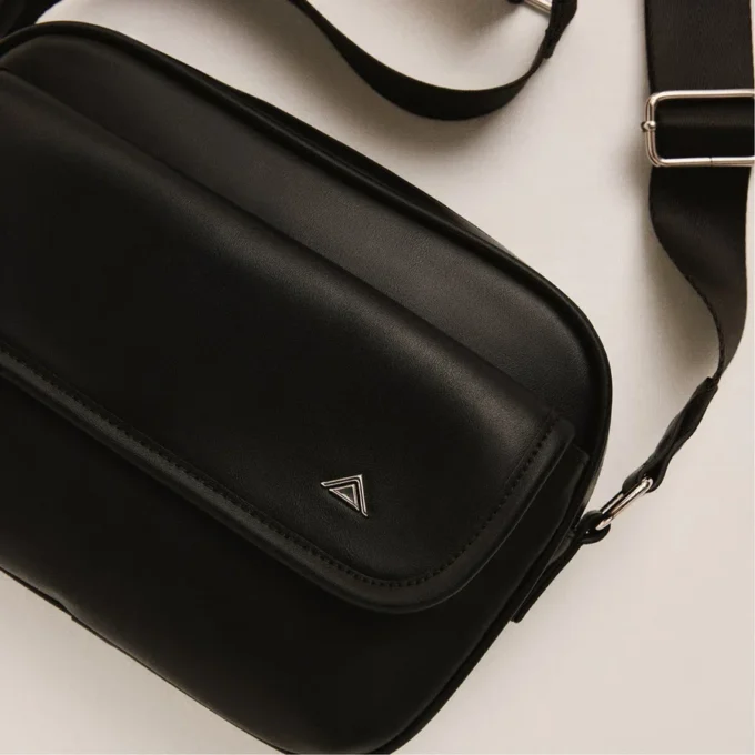 Gustell Crossbody bag
