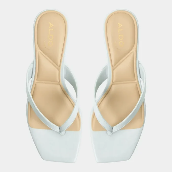 Hazy Block heeled thong sandal Hazy Block heeled thong sandal