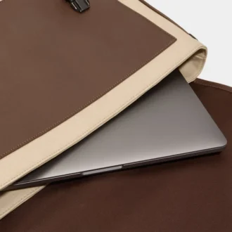 Lewiee Messenger bag