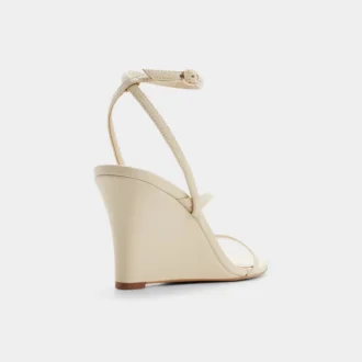 Lineria Strappy wedge sandal