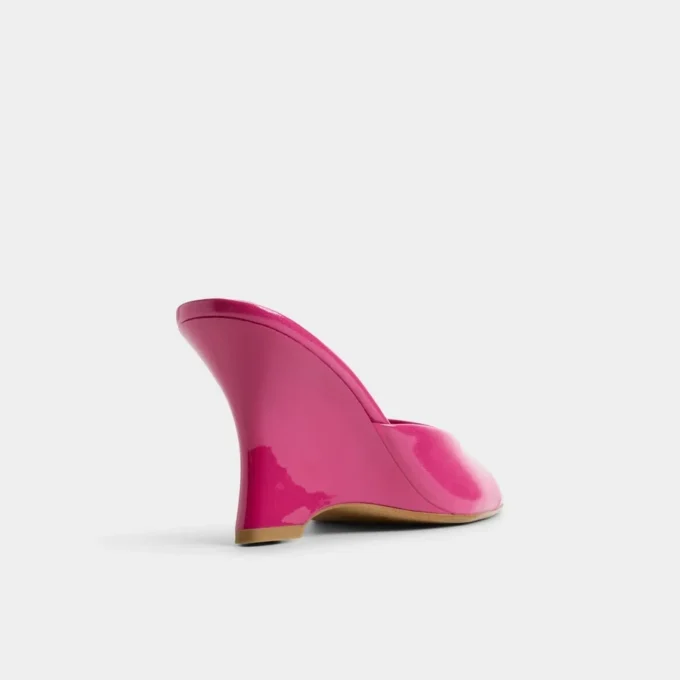 Luminae Wedge sandal, Wedge heel