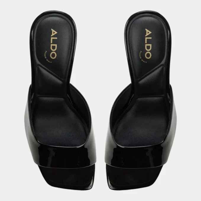 Luminae Wedge sandal, Wedge heel