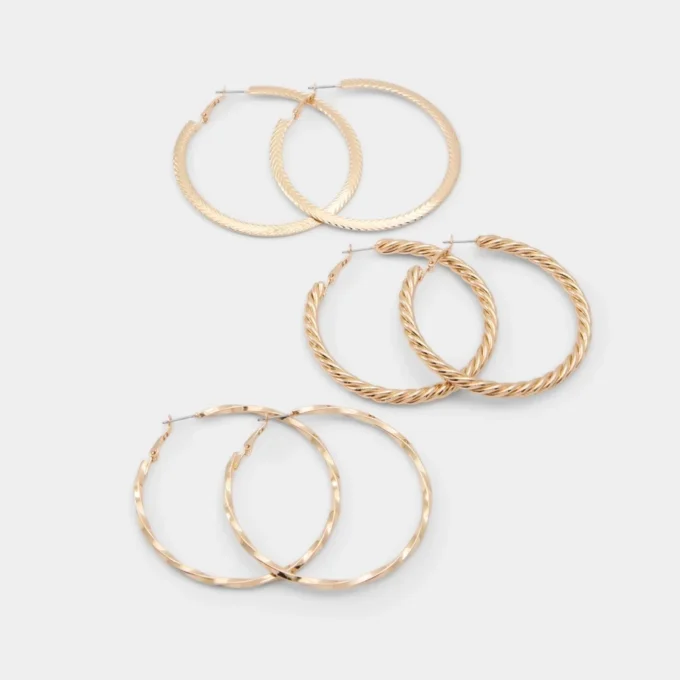 Meredendra Statement earrings