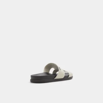 Mondi Slide sandal