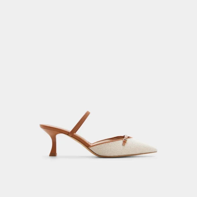 Nailah Slingback heel, Kitten heel Nailah Slingback heel, Kitten heel