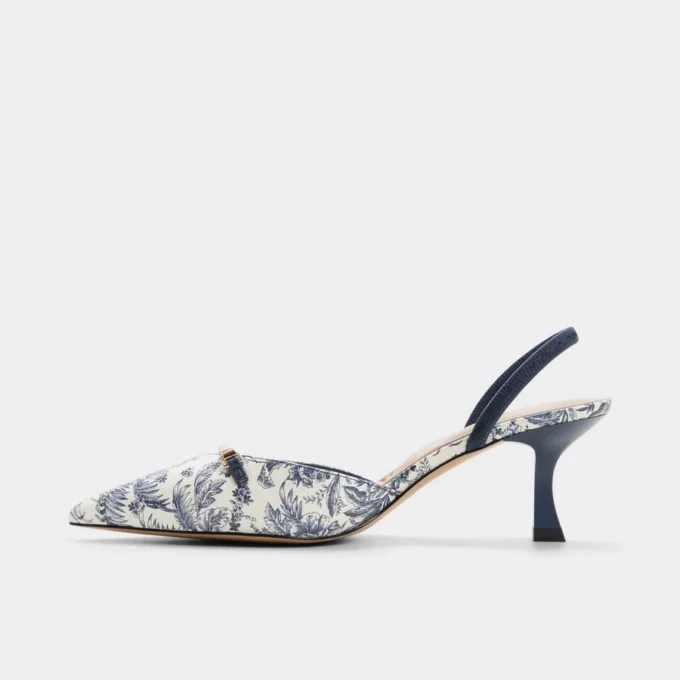 Nailah Slingback heel, Kitten heel