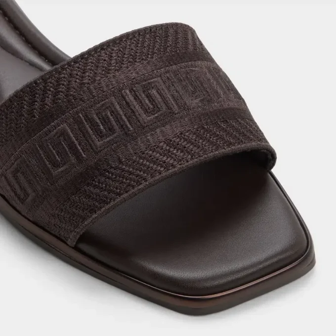 Oceania Slide sandal