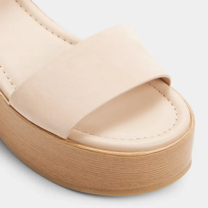 Oneiwin Wedge sandal, Wedge heel
