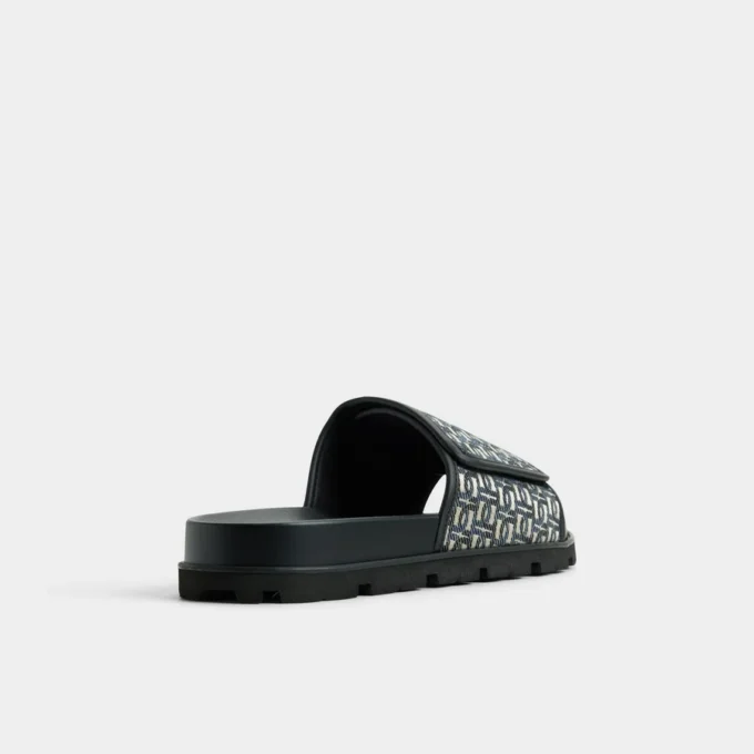 Orian Slide sandal