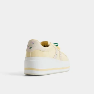 Paotlan Sneaker, Platform